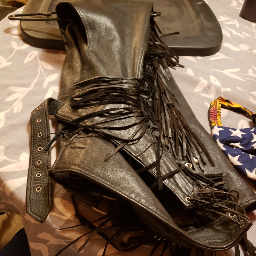 Women's Universal Rider's Leather Chaps